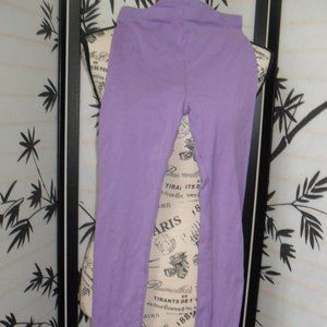 Light purple leggings